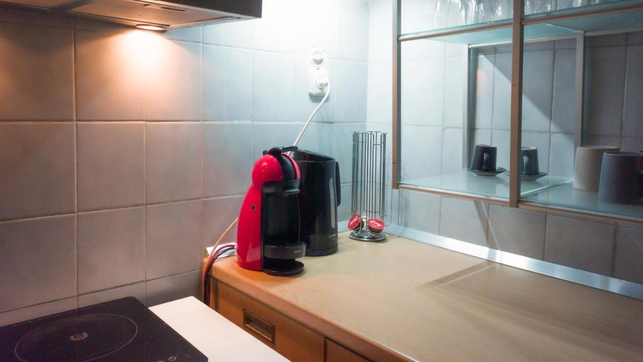 Glyfada Coast Studio Apartment เอเธนส์ ภายนอก รูปภาพ
