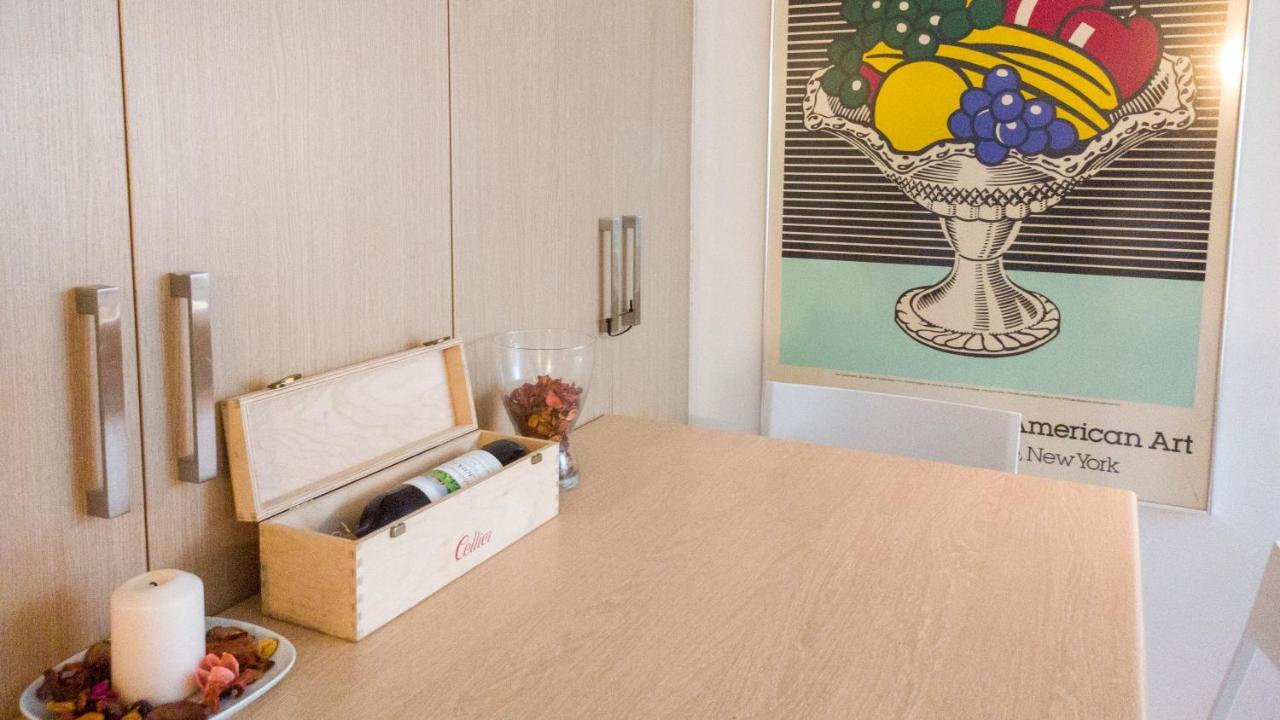 Glyfada Coast Studio Apartment เอเธนส์ ภายนอก รูปภาพ