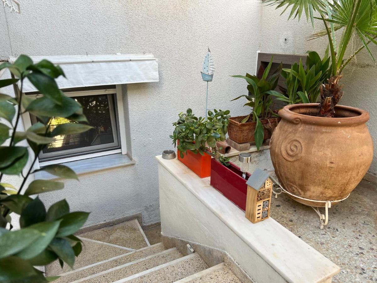 Glyfada Coast Studio Apartment เอเธนส์ ภายนอก รูปภาพ